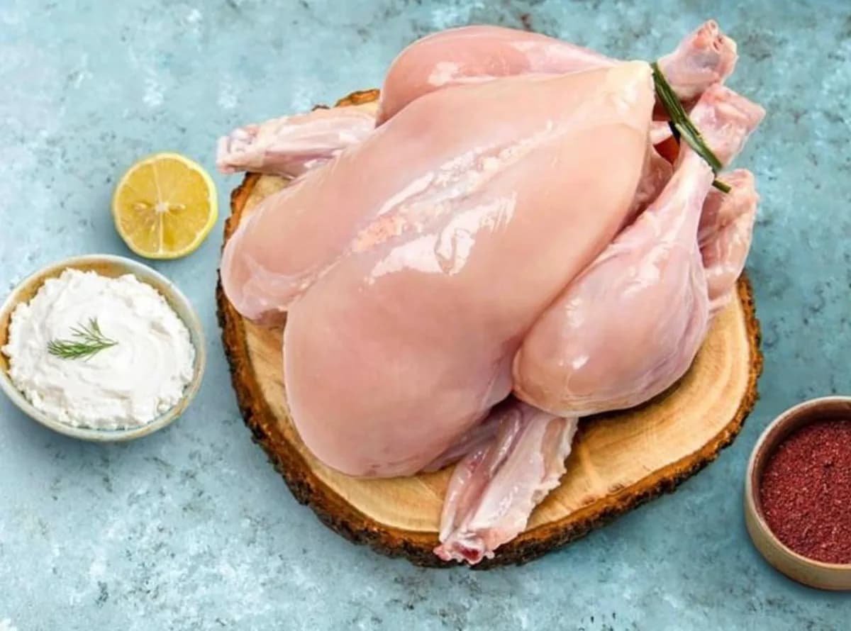 Chicken Big Whole/আস্ত বড়ো চিকেন